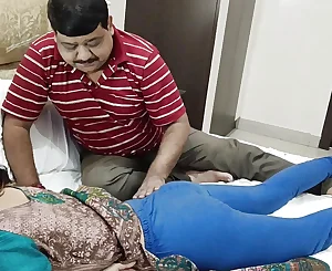Indian Super-fucking-hot Duo sex! Gorgeous wifey VS elderly Husband!!
