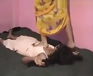 Arabic Indian Women Soles G/g Soles Stomping Voluptuous Handsome Sole Trample